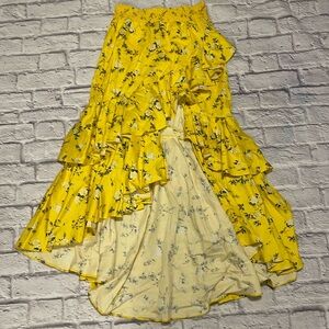 Alice & Olivia Size (approx) Medium Yellow HiLo Floral Skirt